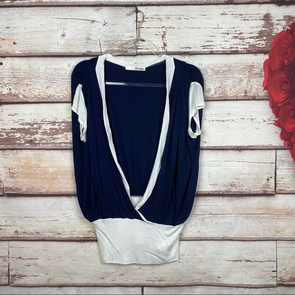 Fluxus women’s open Cotton draped blouse